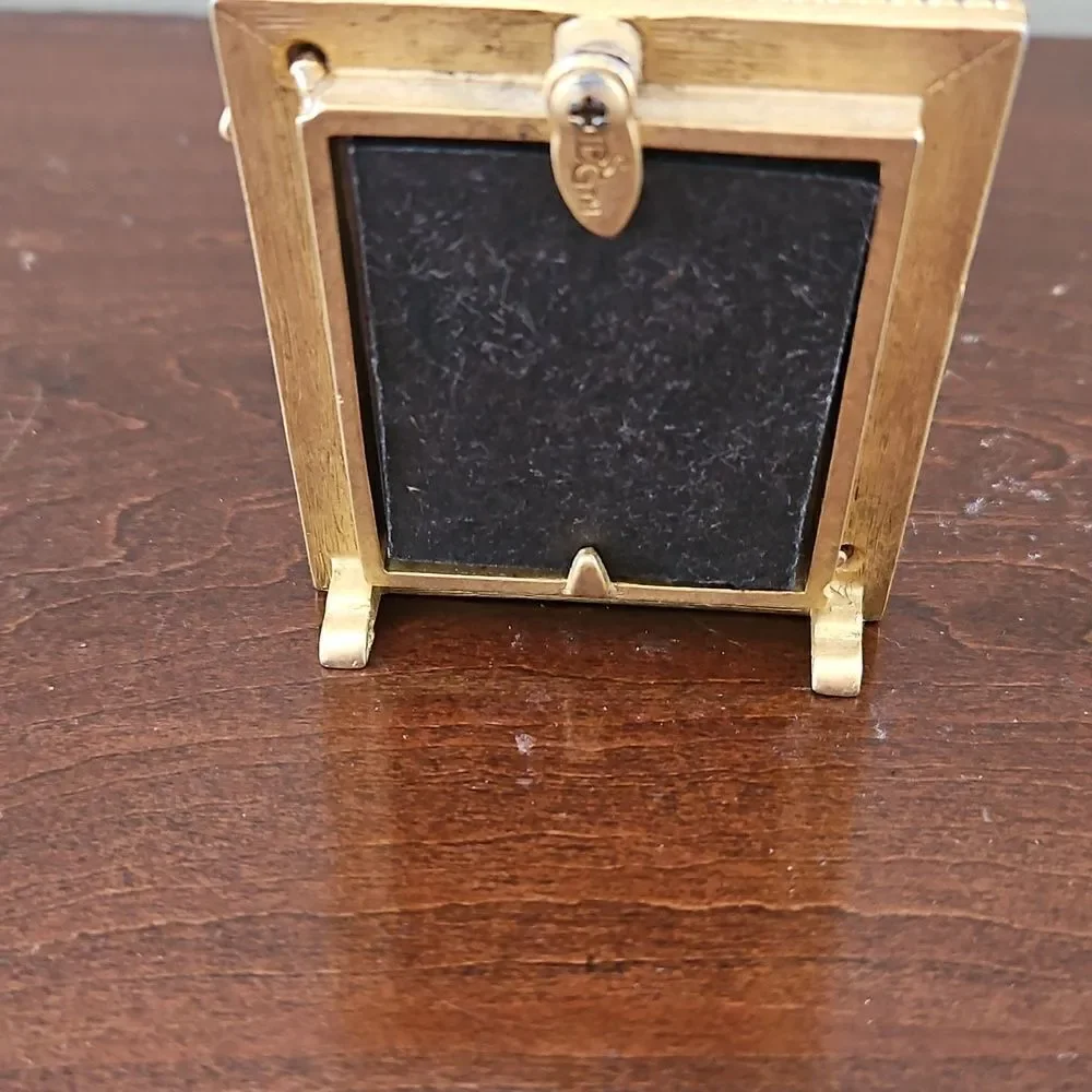 Vintage Picture Frame with Butterfly Accent